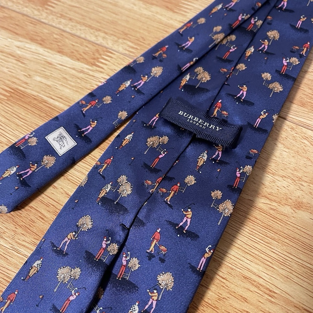 Burberry London Navy Blue golfers All Over Print Silk Made Italy